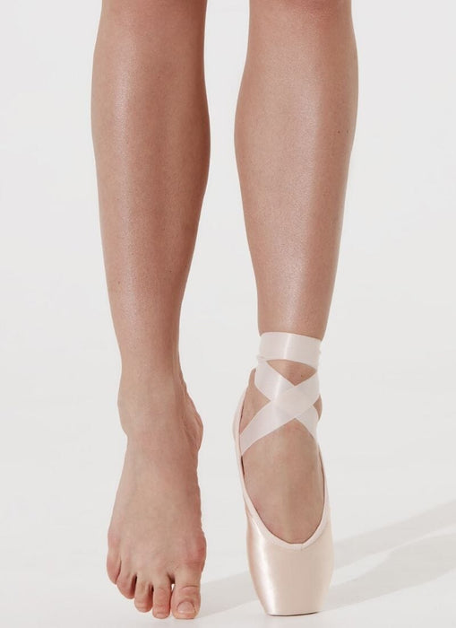 Nikolay Victory Pointe Shoe - Medium Shank