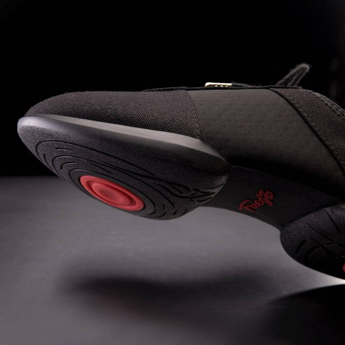 All-black | Split-sole