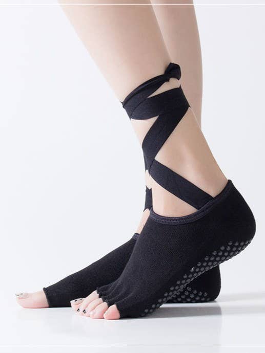 Wrap Strap Toe Grip Yoga Ballet Socks: Gray