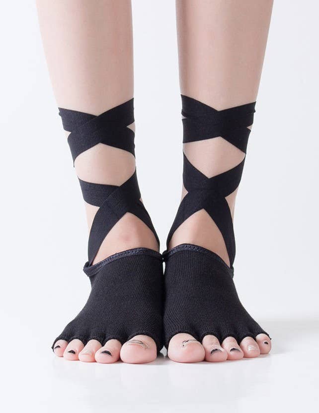 Wrap Strap Toe Grip Yoga Ballet Socks: Black