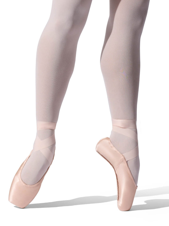 Ava Pointe Shoe | Petal Pink
