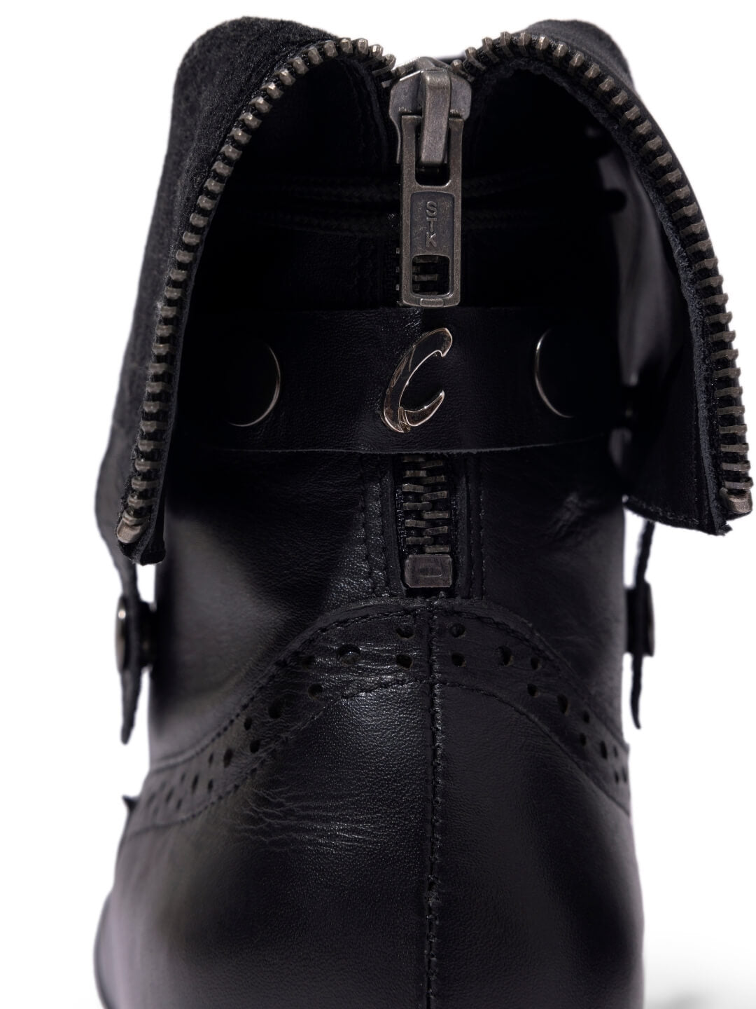 Roxy Boot