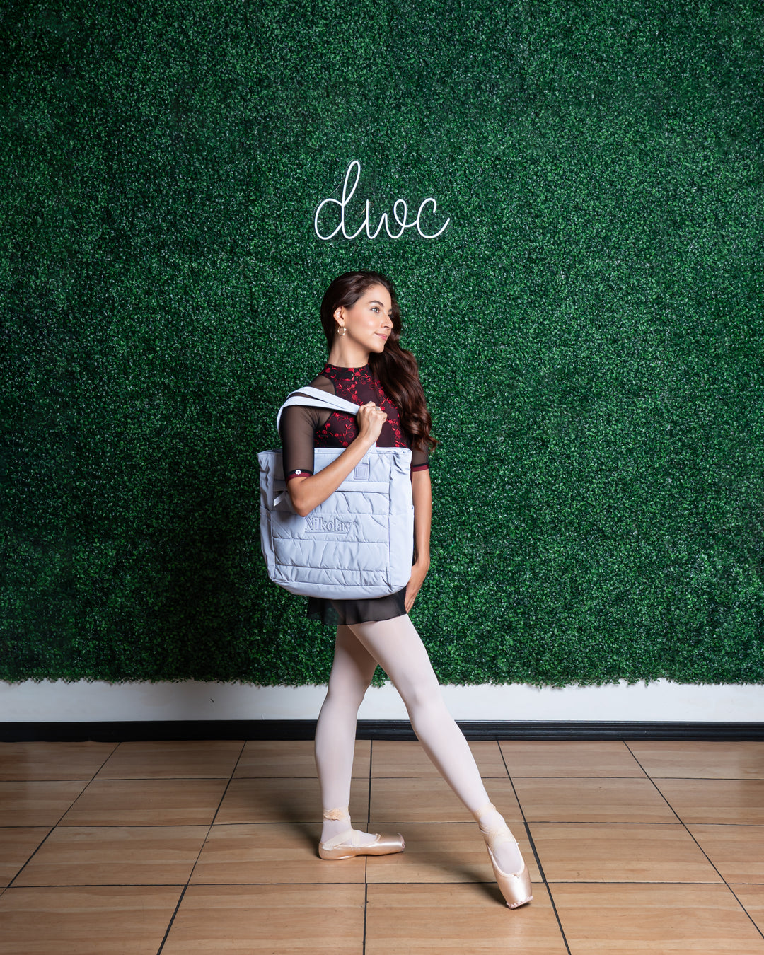 Nikolay Medium Tote Bag with Zipper