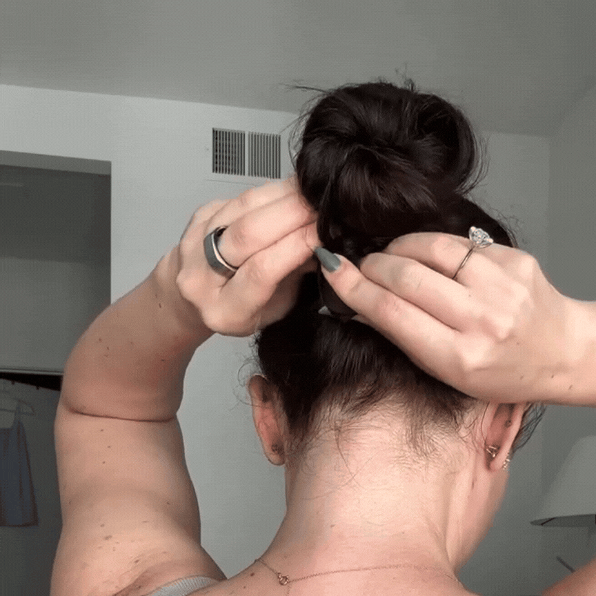 Hair scrunchie removal video
