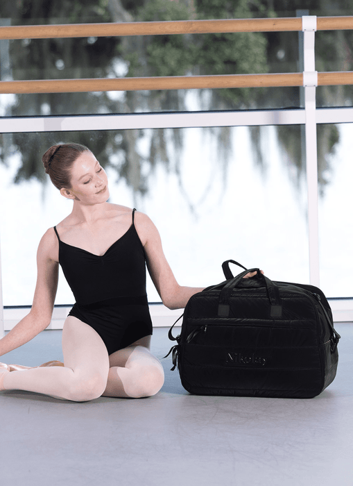 Nikolay Large Road Bag - Black