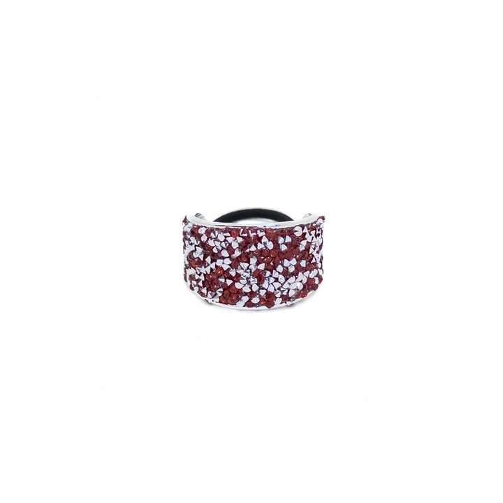 Red and white patterned visor on a white background