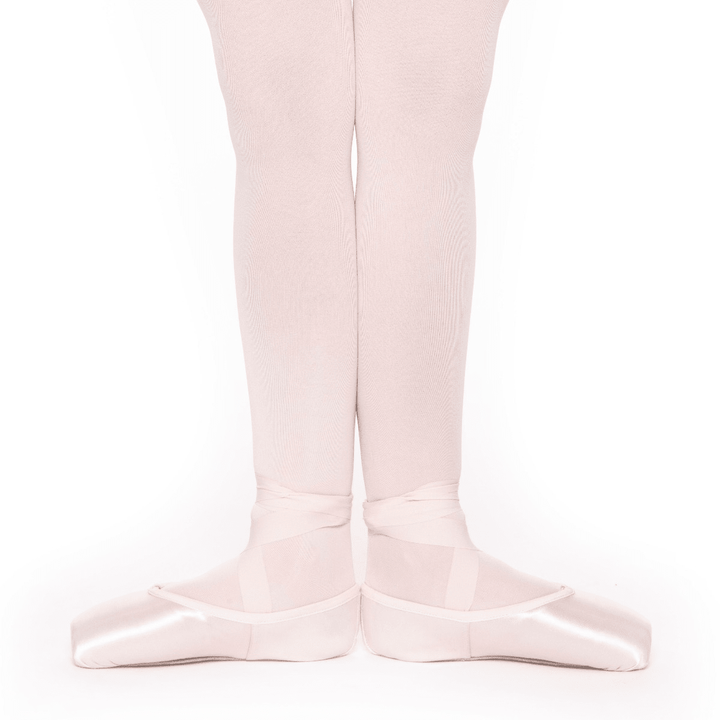 Russian Pointe Akoya Pointe Shoe