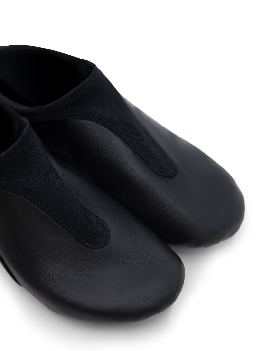 Capezio VIB100 Adult Vibe Jazz Shoe