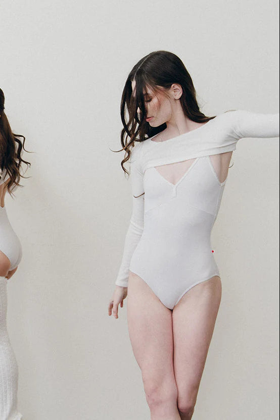 Chantilly - Soho Shrug
