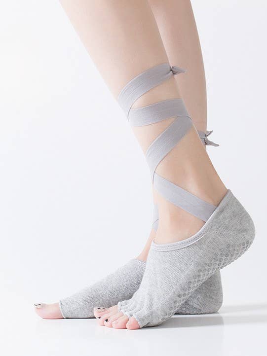 Wrap Strap Toe Grip Yoga Ballet Socks: Gray