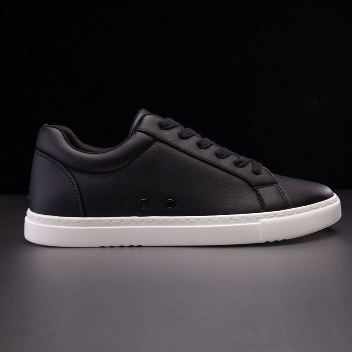 Black | Low-top