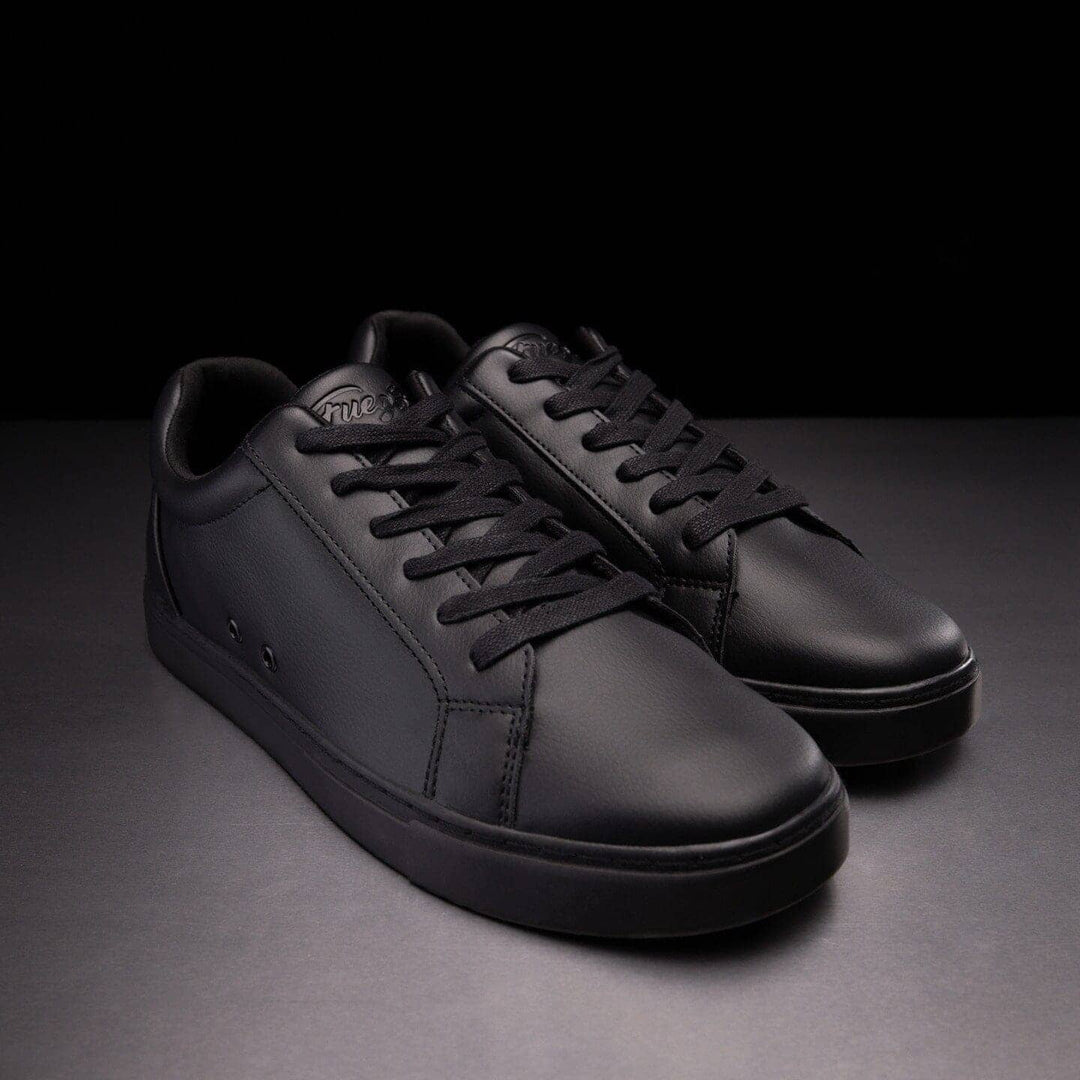 All-black | Low-top Fuego