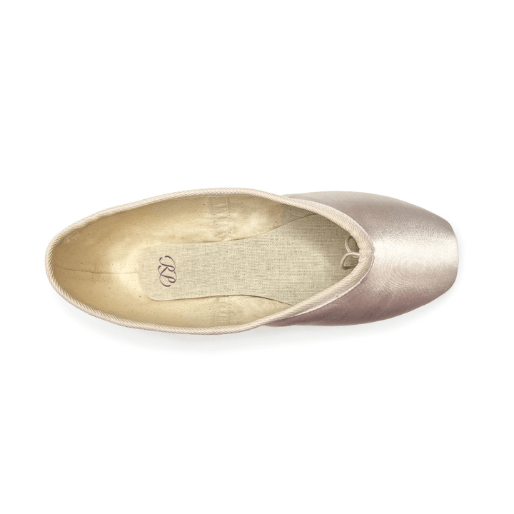 Russian Pointe Akoya Pointe Shoe