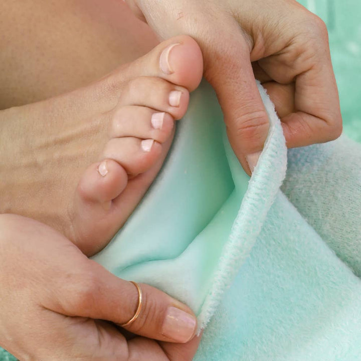 Sleep On It overnight moisturizing gel socks