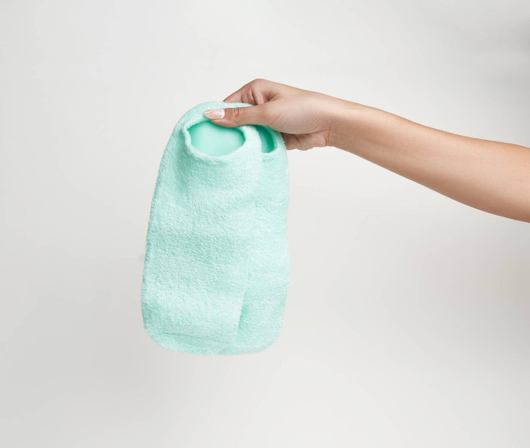 Sleep On It overnight moisturizing gel socks